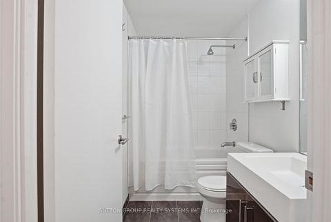 Photo 17 at 416 - 160 Vanderhoof Avenue, Leaside, Toronto