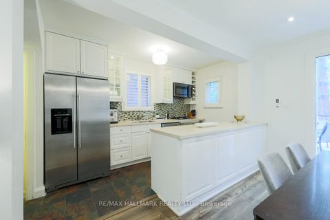 Photo 3 at 346 Roselawn Avenue, Eglinton, Toronto