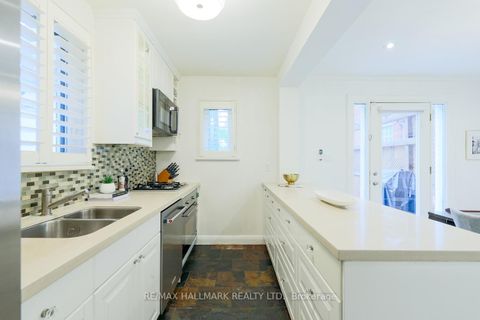 Photo 5 at 346 Roselawn Avenue, Eglinton, Toronto