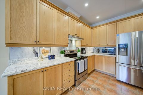 Photo 8 at 174 Goldenwood Crescent, Greensborough, Markham