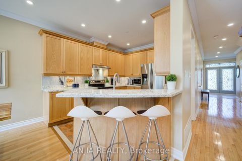 Photo 11 at 174 Goldenwood Crescent, Greensborough, Markham