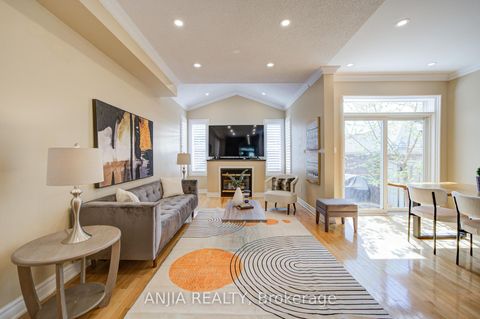 Photo 13 at 174 Goldenwood Crescent, Greensborough, Markham