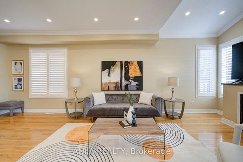 Photo 14 at 174 Goldenwood Crescent, Greensborough, Markham