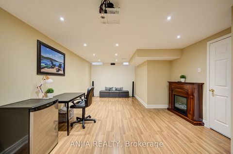 Photo 34 at 174 Goldenwood Crescent, Greensborough, Markham