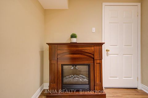 Photo 38 at 174 Goldenwood Crescent, Greensborough, Markham