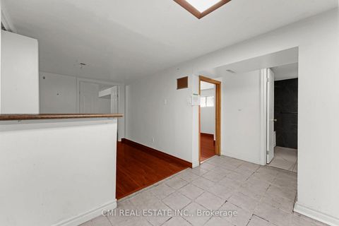 Photo 34 at 50 Apache Trail, Pleasant View, Toronto