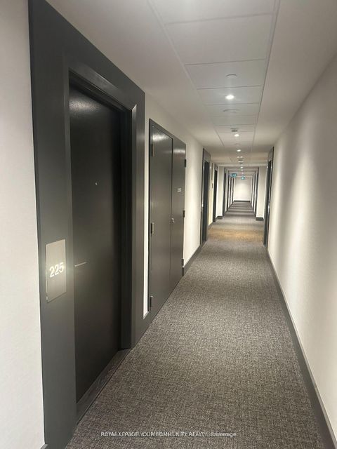 Photo 4 at 225 - 8868 Yonge Street, South Richvale, Richmond Hill