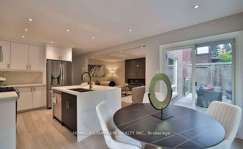 Photo 10 at 6 Mcclenny Drive, Aurora Highlands, Aurora