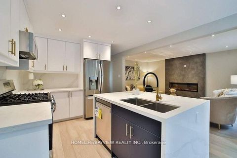 Photo 12 at 6 Mcclenny Drive, Aurora Highlands, Aurora