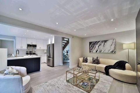 Photo 13 at 6 Mcclenny Drive, Aurora Highlands, Aurora