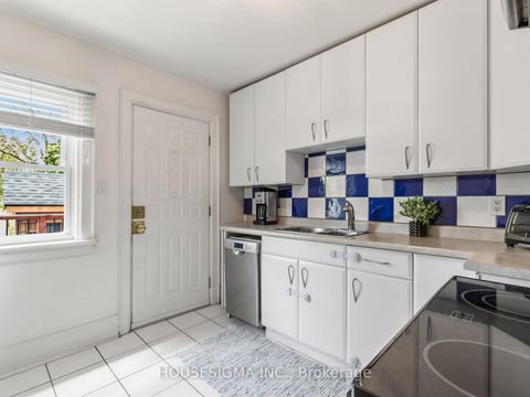 Photo 8 at 7 Humber Hill Avenue, Lambton Baby Point, Toronto