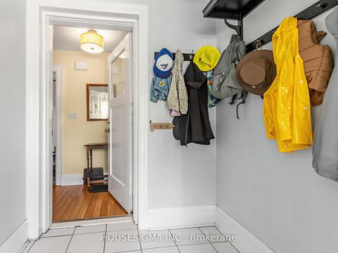 Photo 18 at 7 Humber Hill Avenue, Lambton Baby Point, Toronto