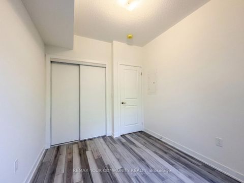 Photo 9 at 6B - 15100 Yonge Street, Aurora Village, Aurora