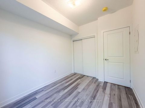 Photo 10 at 6B - 15100 Yonge Street, Aurora Village, Aurora