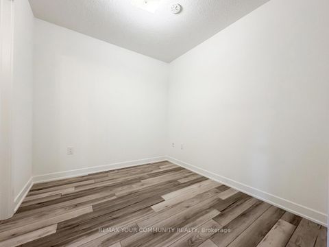 Photo 13 at 6B - 15100 Yonge Street, Aurora Village, Aurora