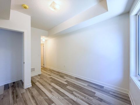 Photo 17 at 6B - 15100 Yonge Street, Aurora Village, Aurora