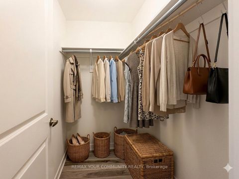 Photo 19 at 6B - 15100 Yonge Street, Aurora Village, Aurora