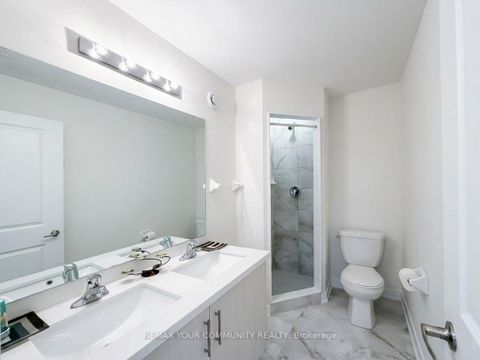 Photo 21 at 6B - 15100 Yonge Street, Aurora Village, Aurora