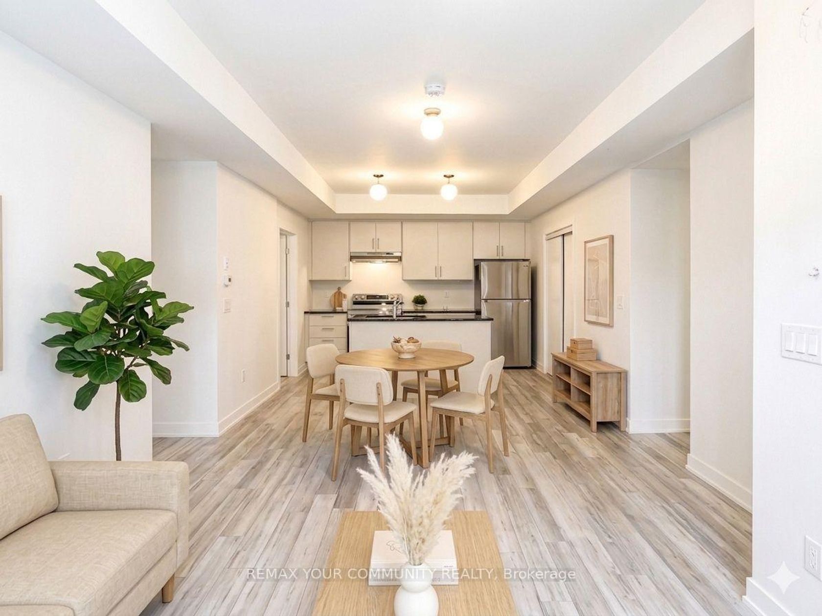 6B - 15100 Yonge Street, Aurora Village, Aurora 