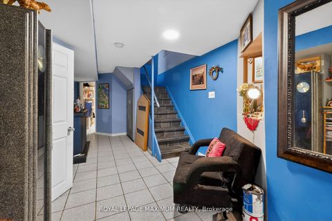Photo 27 at 3 Muzzo Court, East Woodbridge, Vaughan