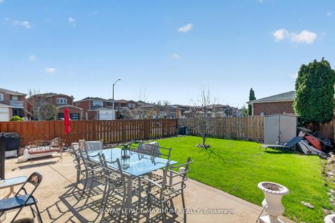 Photo 36 at 3 Muzzo Court, East Woodbridge, Vaughan