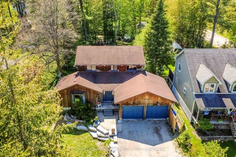 Photo 1 at 2448 Wallace Avenue, Alcona, Innisfil