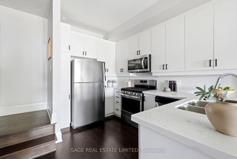 Photo 2 at Th4 - 6 Kalmar Avenue, Cliffside, Toronto