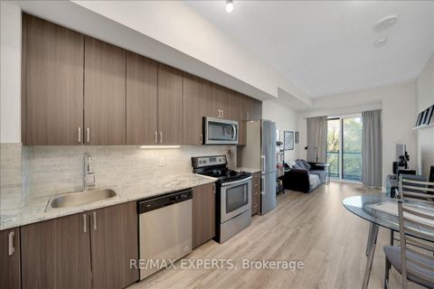Photo 7 at 629 - 22 East Haven Drive, Cliffside, Toronto