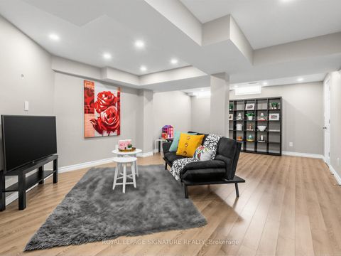 Photo 24 at 32 Clarepark Court, Central East, Ajax