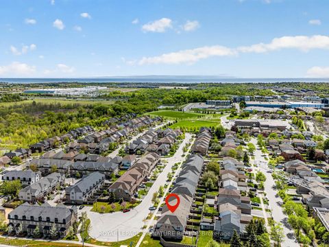 Photo 38 at 32 Clarepark Court, Central East, Ajax