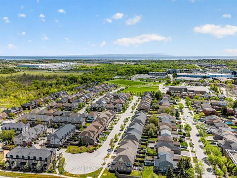 Photo 39 at 32 Clarepark Court, Central East, Ajax