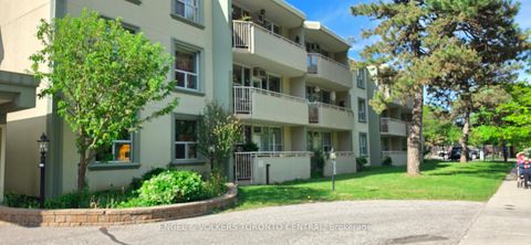 Photo 2 at 315 - 70 Old Sheppard Avenue, Pleasant View, Toronto