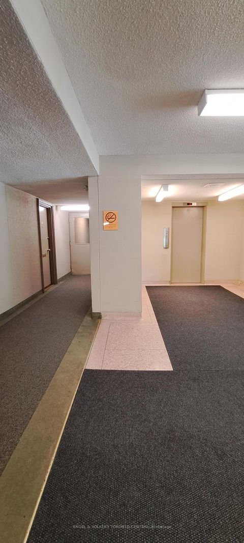 Photo 6 at 315 - 70 Old Sheppard Avenue, Pleasant View, Toronto