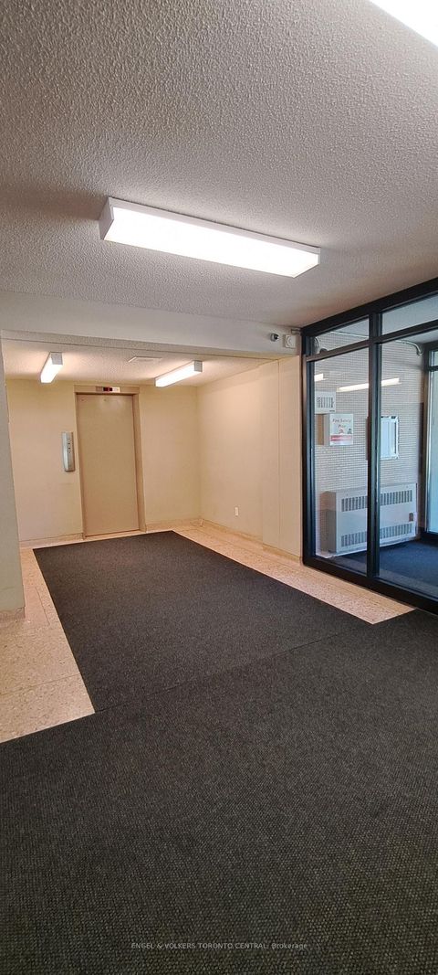 Photo 7 at 315 - 70 Old Sheppard Avenue, Pleasant View, Toronto