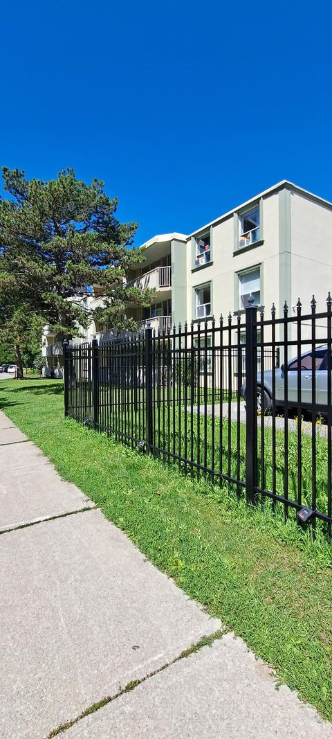 Photo 31 at 315 - 70 Old Sheppard Avenue, Pleasant View, Toronto