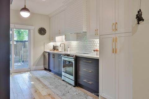 Photo 10 at 268 Ashdale Avenue, Coxwell, Toronto