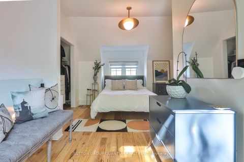 Photo 17 at 268 Ashdale Avenue, Coxwell, Toronto