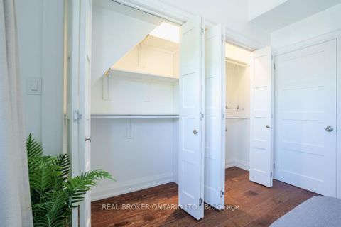 Photo 24 at 5 Heyworth Crescent S, Danforth, Toronto