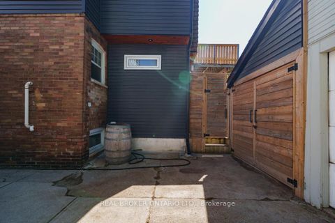 Photo 44 at 5 Heyworth Crescent S, Danforth, Toronto