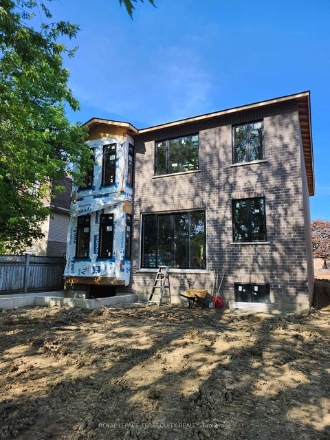 Photo 2 at 3372 Brimley Road, Milliken, Toronto