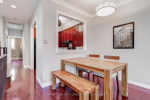 Photo 7 at 10 - 645 Davenport Road, Casa Loma, Toronto