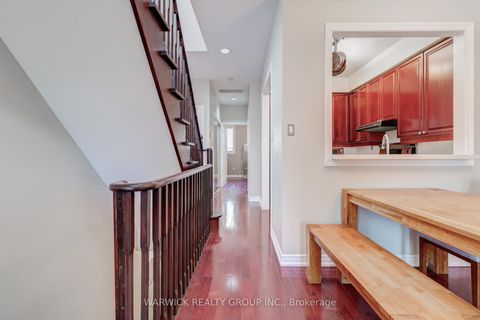 Photo 10 at 10 - 645 Davenport Road, Casa Loma, Toronto