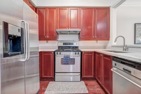 Photo 11 at 10 - 645 Davenport Road, Casa Loma, Toronto