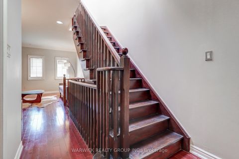 Photo 18 at 10 - 645 Davenport Road, Casa Loma, Toronto