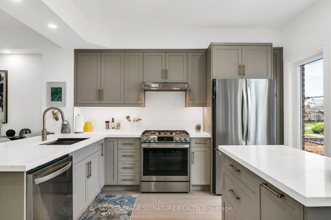 Photo 9 at 41 San Remo Terrace, Mimico, Toronto