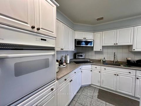 Photo 13 at 911 - 80 Grandravine Drive, York University Heights, Toronto