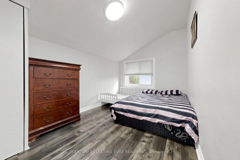 Photo 30 at 26 Cartier Crescent, Bendale, Toronto