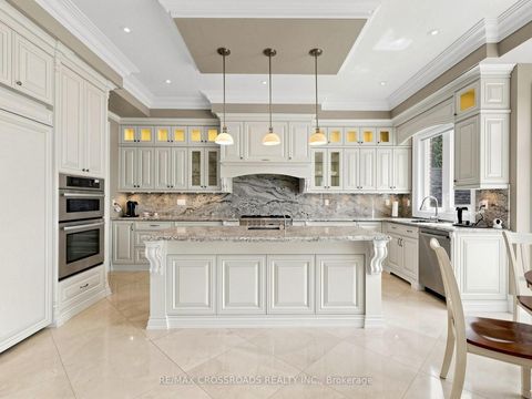 Photo 6 at 351 Patricia Avenue, Newtonbrook West, Toronto