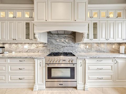 Photo 8 at 351 Patricia Avenue, Newtonbrook West, Toronto