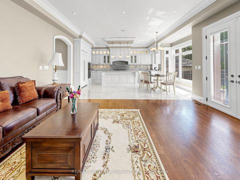 Photo 11 at 351 Patricia Avenue, Newtonbrook West, Toronto